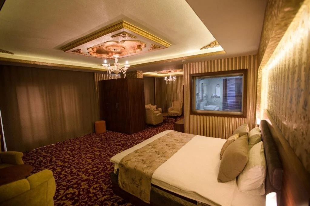 King Suite Room